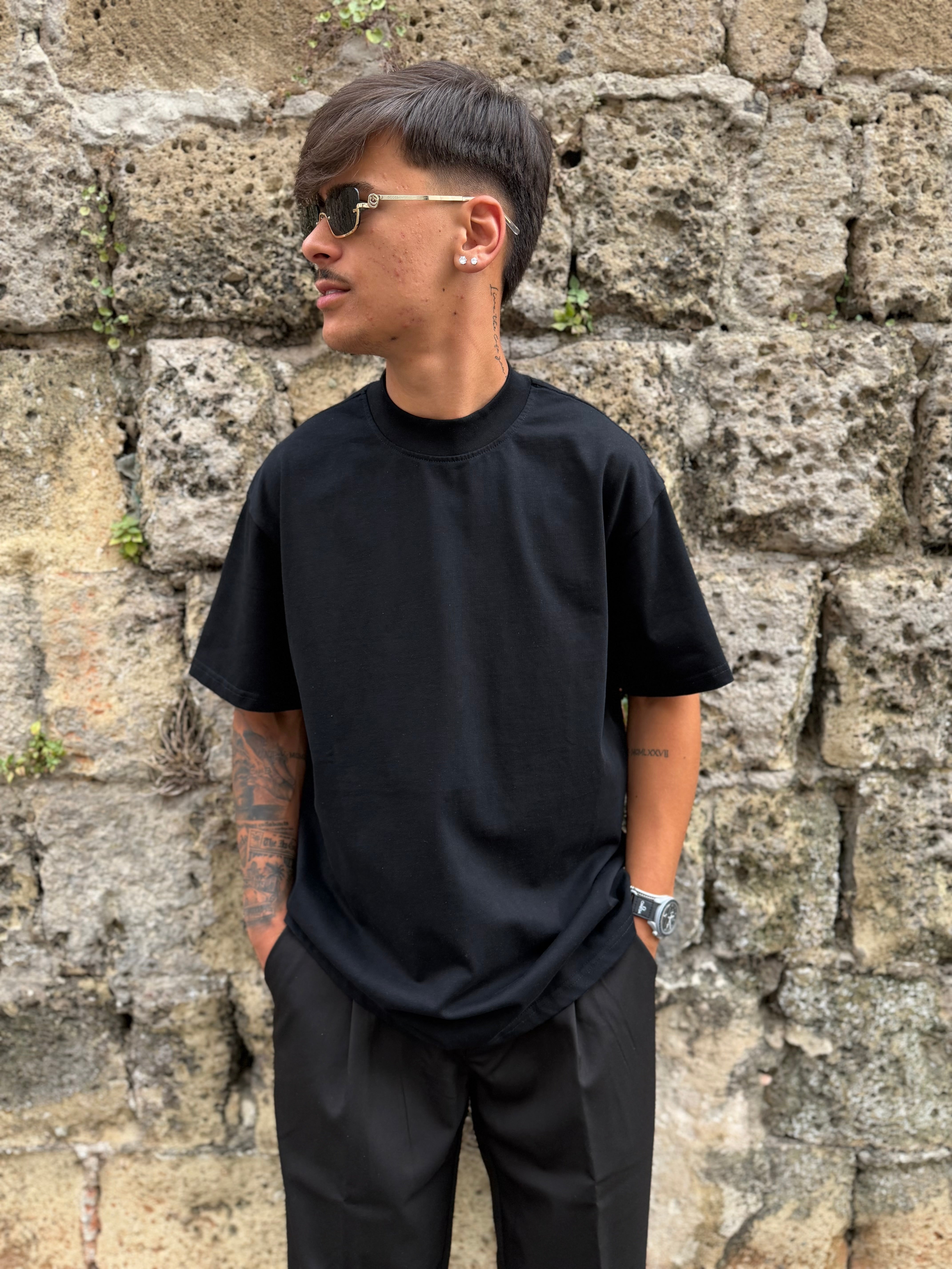 T-SHIRT "FAR" A.W