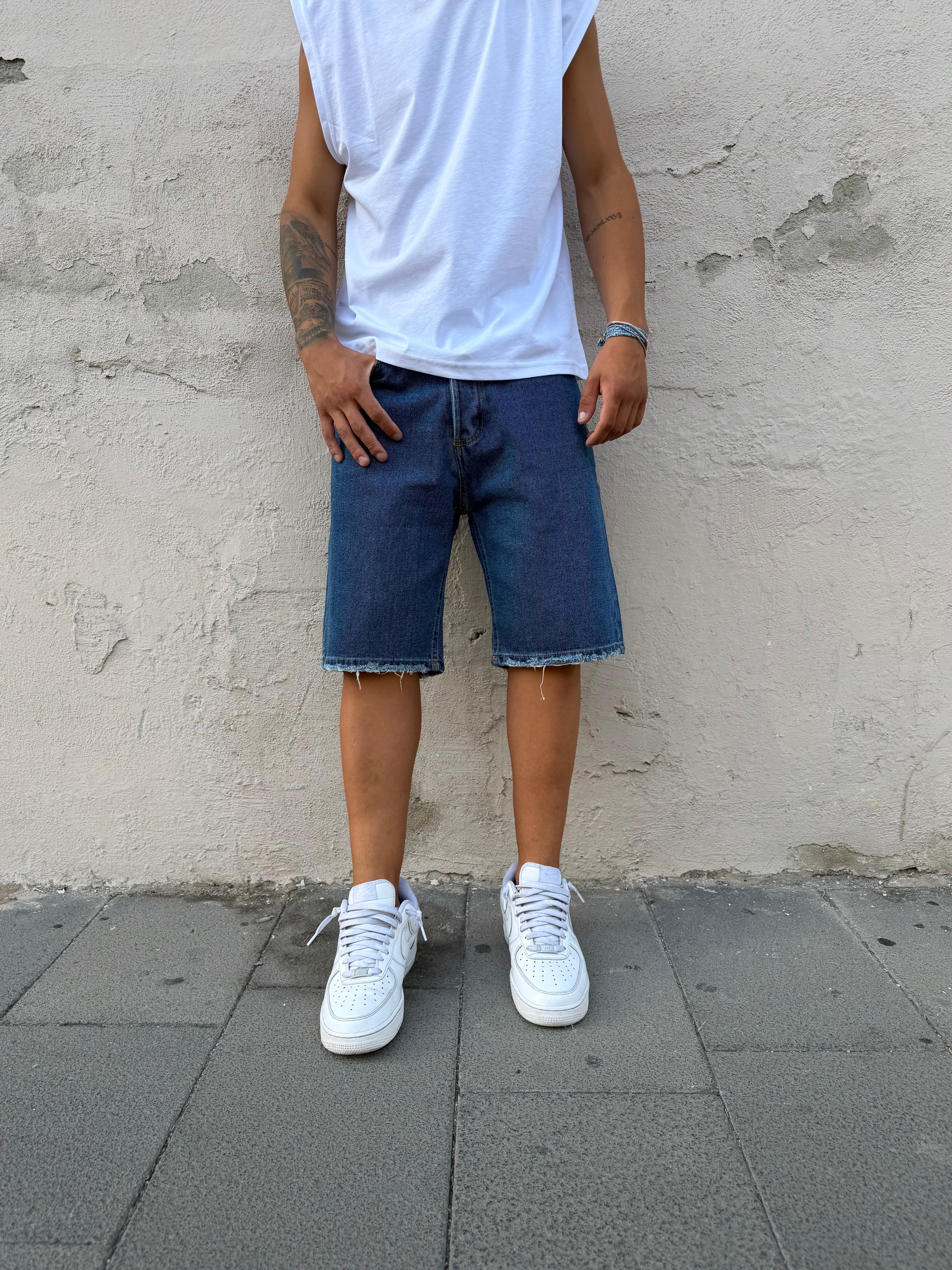 BERMUDA DENIM