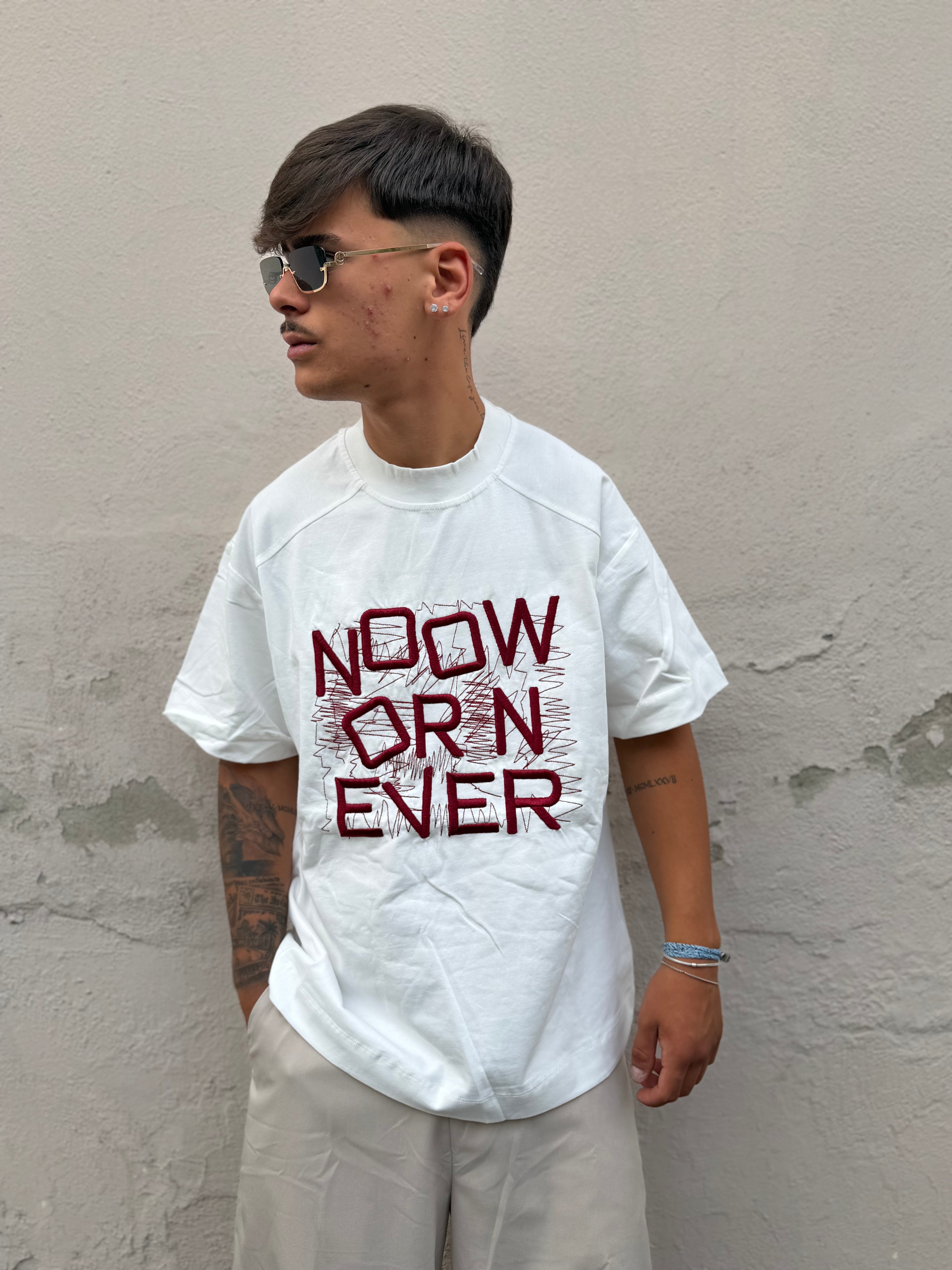 T-SHIRT "NOOW" A.W