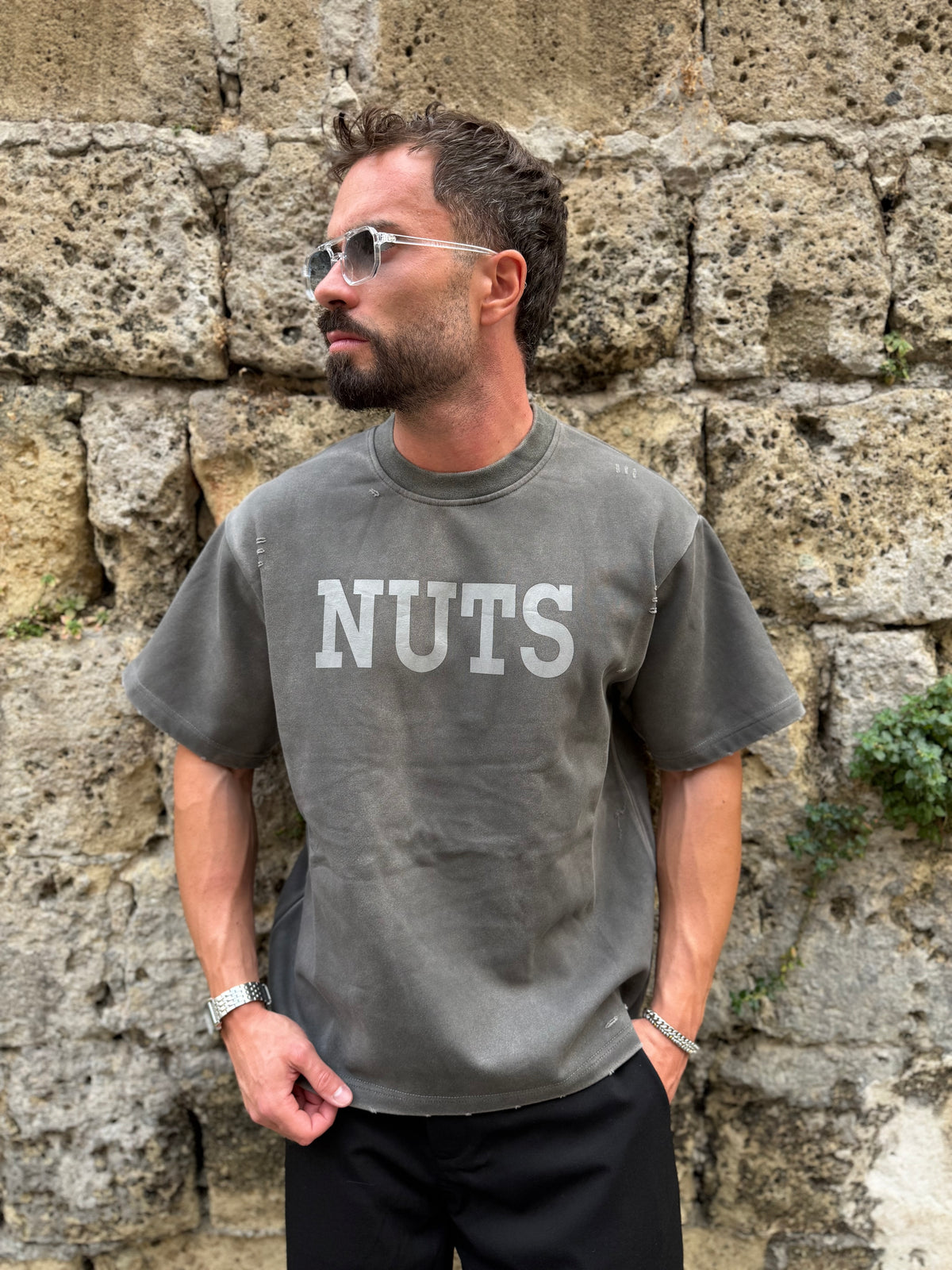T-SHIRT NUTS A.W